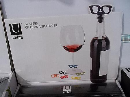 グラスマーク”グラス＝眼鏡”をもじってる？！<br>HK$100