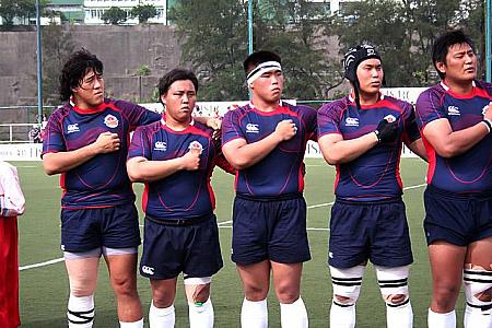 韓国チーム（紺）と香港代表