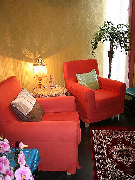 お部屋は、タイ式でリラックス。