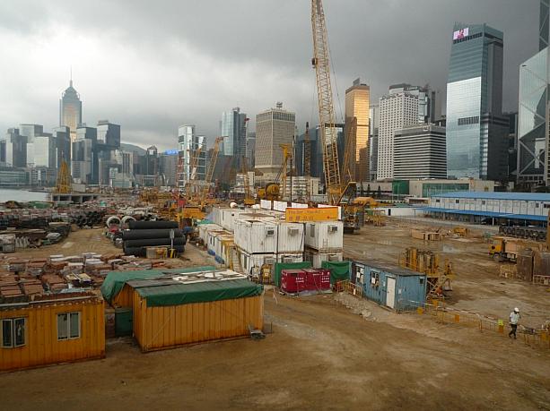 他の埋立地は、まだまだ工事中です。これから徐々に新しいセントラルの顔がお披露目されていきます。