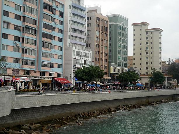 香港島南部にある海辺のリゾート、赤柱（スタンレー）。
