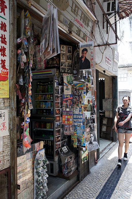 時代を感じさせる雑貨屋さん。めまぐるしく変わっていくマカオをこれからも見つめ続けるのでしょうか。