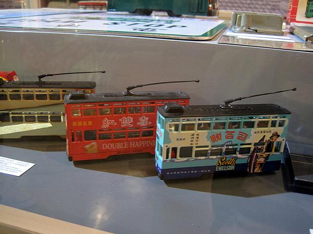 バスやトラムの模型がたくさん展示されています。
山頂廣場香港廊（ピークギャレリア）にて10月14日まで。