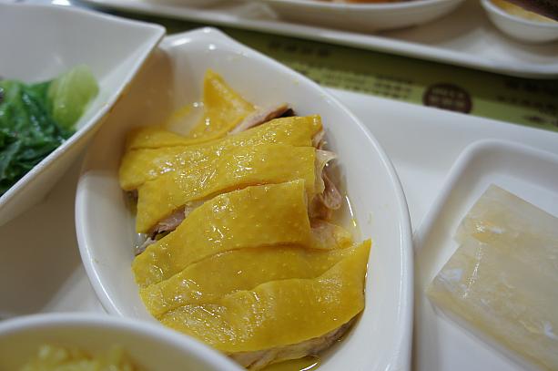 マレーシアやシンガポールの庶民料理「海南鶏飯」。香港でもいろいろなお店で食べることができます。
