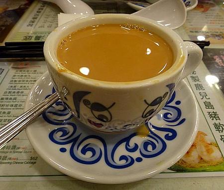 香港の紅茶は基本、濃いいのです。