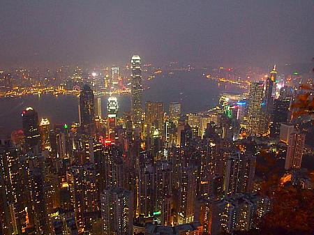 100万ドルの夜景を見ずして香港は語れません。
