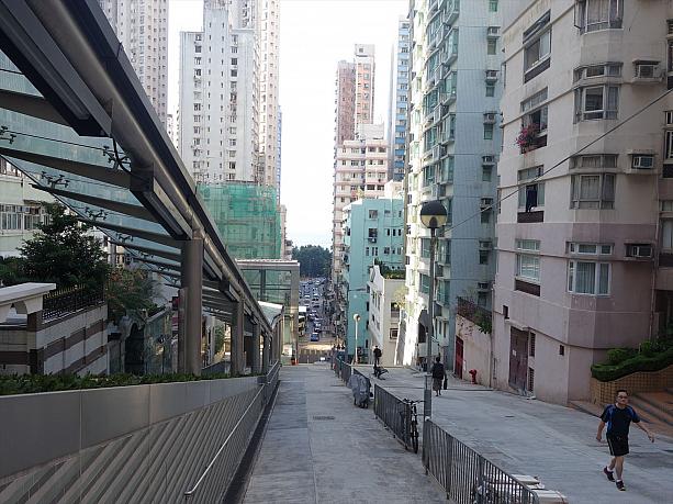 香港島西部は坂が多くて歩くのは結構大変www