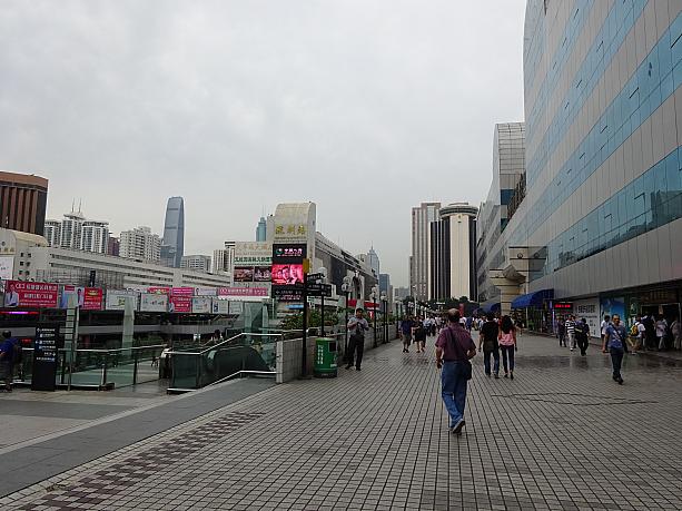 到着～。深センは来るたびに発展しています。香港と遜色なし。