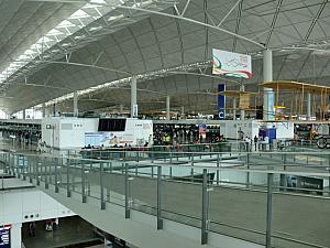 香港国際空港は前田建設が携わっています
