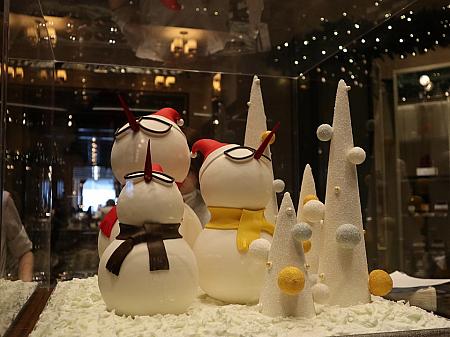 ローズウッド香港のケーキ売り場には大きなクリスマス・スイーツが登場