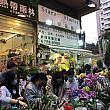 人も多いが店も花も多い！これぞ香港のお正月！