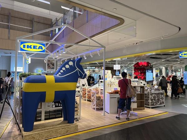 IKEAと言えば、の家具や雑貨はもちろんですし