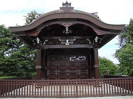 京都西本願寺勅使門のレプリカ