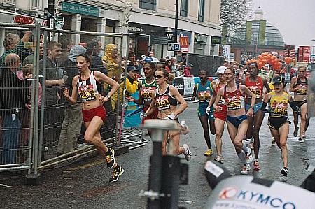 世界のトップランナーが競うロンドンマラソン