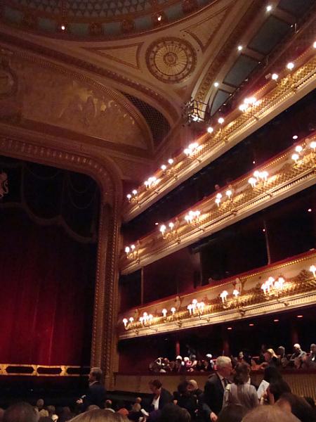 ロイヤルオペラハウスでオペラ・マダムバタフライを観てきました！ マダムバタフライオペラ