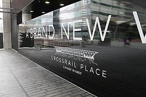 鉄道新線の駅に早くもグルメモールが誕生 クロスレールカナリーワーフ