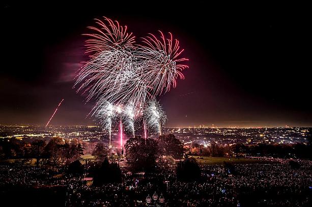 毎年11月5日付近にはガイフォークスという花火大会がロンドン各地で開催されます。その中でもロンドン最大級の花火大会と言われているのがAlexandra Palace Fireworks Festival。