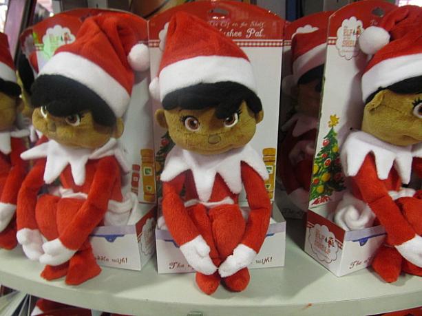 クリスマスらしい玩具もあります。