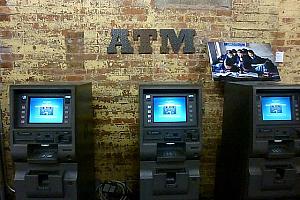 ATMもあります。