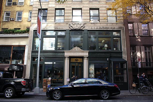 フードポルノ特集を見て、やってきたのがこのお店、Le Coq Rico。