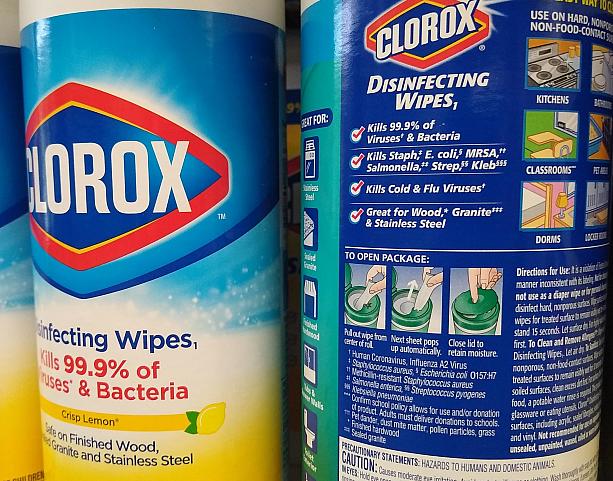 SNSで噂になっているのがこの商品。コロナウィルスも除菌すると書かれているんです。<br>コロナウィルスにも種類があるので効果はわかりませんが......（お手拭きではなく、お掃除用シートです）