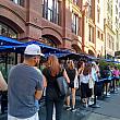 最近のニューヨークで行列が出来るほど話題となっているのが、ラファイエットベーカリーで買えるクロワッサン。