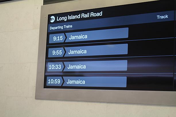 ジャマイカ駅でエアトレインに乗り換えてJFK空港をつなぎ、<br>旅行者の皆さんにとってもJFK空港とのアクセスが楽になります。