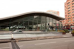 近代的印象のリール・ヨーロッパ駅
