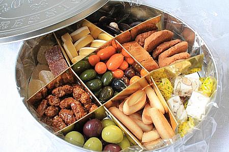 南仏のクリスマスの習慣「13種類のお菓子」。