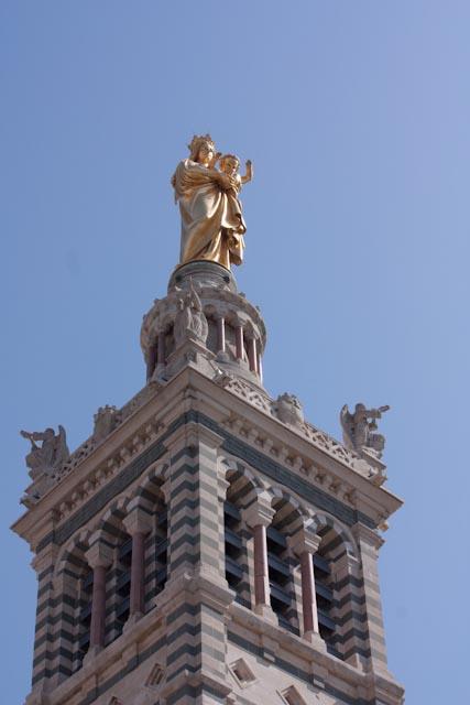 町を見守るマリア像、ノートルダム・ド・ラ・ガルドから