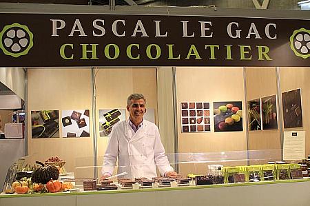 パリ郊外のサンジェルマン・アン・レーにお店を構えるパスカル・ル・ガックさん。