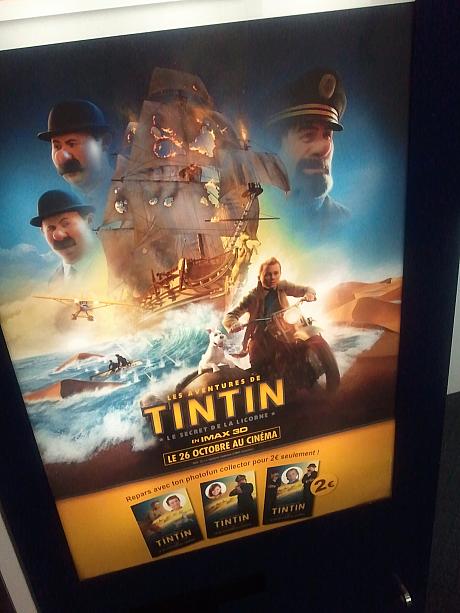 証明写真の機械。TINTINヴァージョンです！