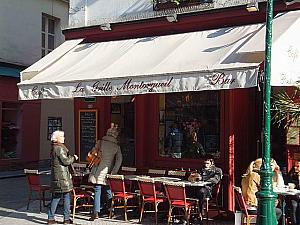 “パリの胃袋”とも呼ばれる、モントルグイユ通り！