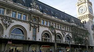 パリのリヨン駅を出発、ディジョン駅を経由し、約2時間半後、今回の旅の基点となるボーヌ駅に到着です。