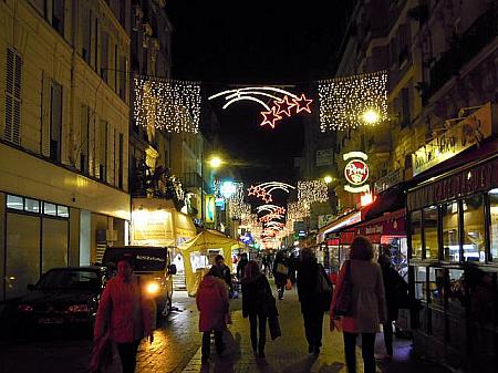 パリのクリスマス事情 クリスマス シャンゼリゼクリスマス市
