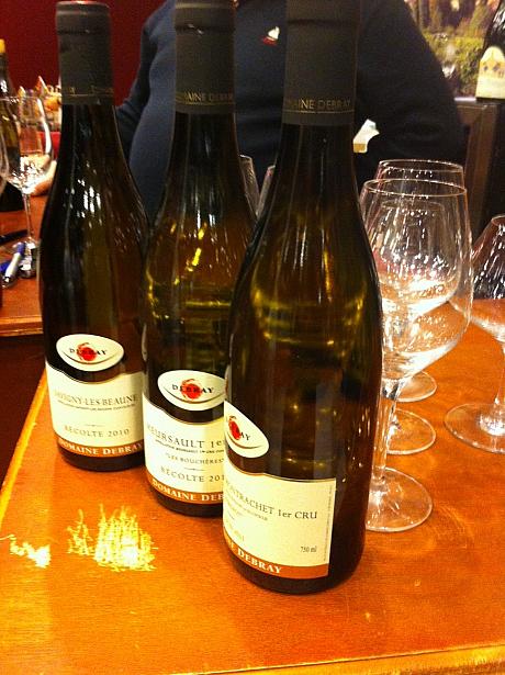 ブルゴーニュ産の高級ワインも人気。お土産に喜ばれます。