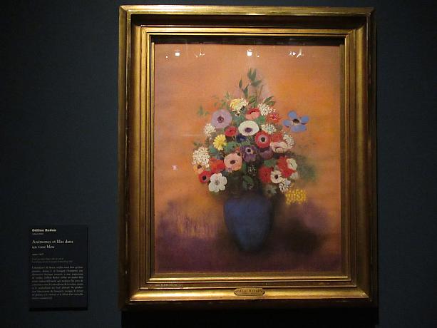 花瓶に指した鮮やかな花で有名なルドンの作品も展示。パステル画展は4月8日まで開催です。事前予約がおすすめ。