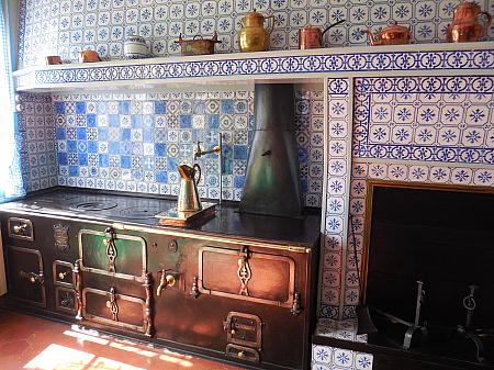 青で統一された台所もとても可愛い！
