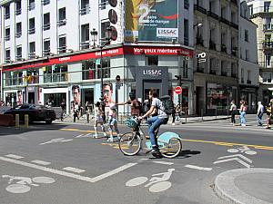 リヴォリ通りは自転車・歩行者専用道路へ