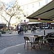コントレスカルプ広場にはカフェが周りを囲んでいます。テラスでお茶をするのも寒くなってきましたね。