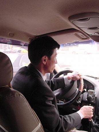 韓国のタクシーは運転が荒いと有名だけど、ＫＲはすっごーく安全運転。