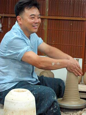 韓国民俗村･水原華城･利川陶芸村ツアー（湯飲一つ付き） 〔SC08〕 民俗村 韓国 利川 水原 韓国 韓国ツアー韓国　ツアー