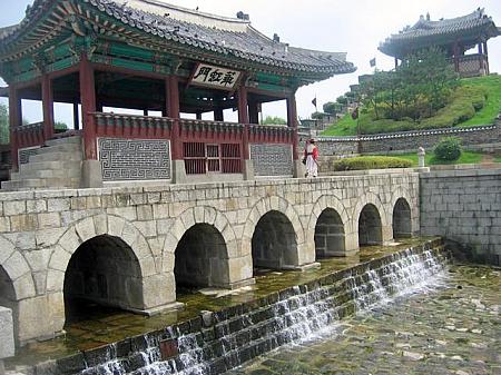 韓国民俗村･水原華城･利川陶芸村ツアー（湯飲一つ付き） 〔SC08〕 民俗村 韓国 利川 水原 韓国 韓国ツアー韓国　ツアー