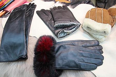 冬の必須アイテムの手袋。あたたかそうですね！