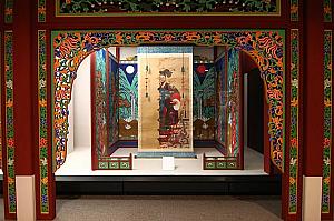 昌徳宮「璿源殿」内部の龕室と王の肖像画