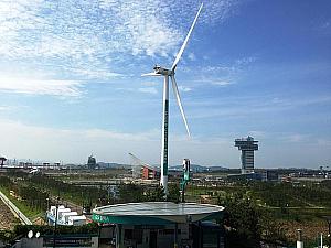風力発電の風車が見える方向にはアラベッキルがあります。  