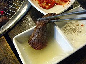 日本では焼肉の定番、牛タン！コレがないと始まらないって人も多いのでは？！