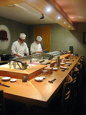 「お寿司屋さん」のカウンター！