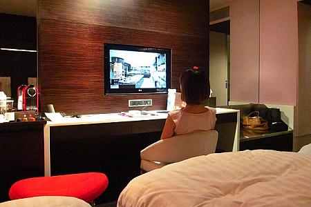 ナオコはもうちょっとホテル広報映像を見てから寝ることにします。