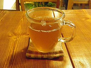 栗蜂蜜茶の蜂蜜はマネージャーの親戚の養蜂場から仕入れているもの